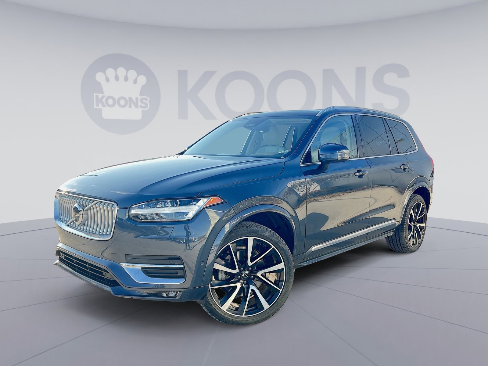 Certified 2023 Volvo XC90 B6 Plus w/ Protection Package image 1