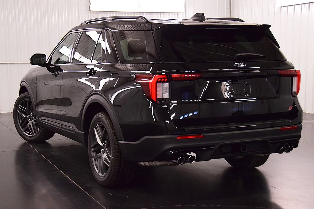 New 2026 Ford Explorer ST AWD/4WD image 5
