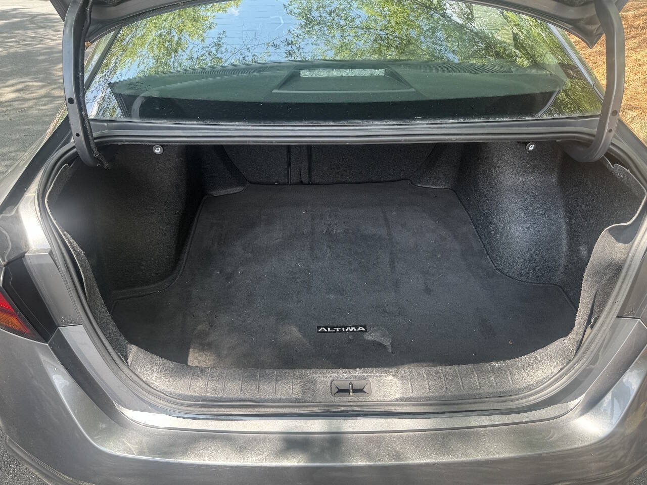 Used 2020 Nissan Altima 2.5 S FWD image 10