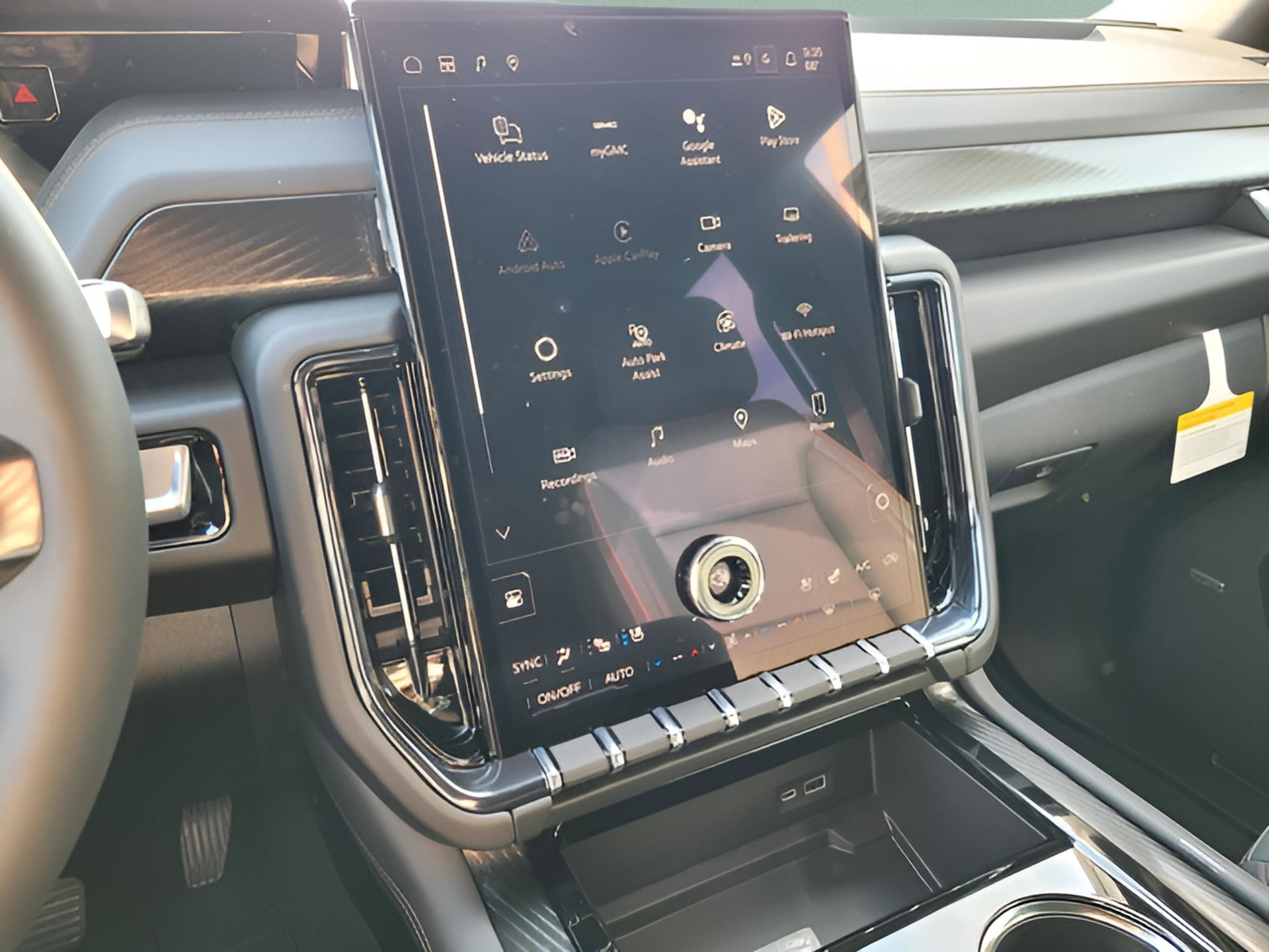 New 2026 GMC Yukon XL AT4 w/ AT4 Premium Plus Package image 26