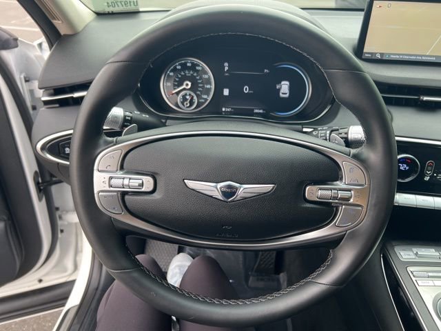 Used 2025 Genesis GV70 2.5T image 19