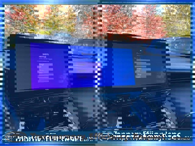 Used 2023 Toyota Venza Limited image 27