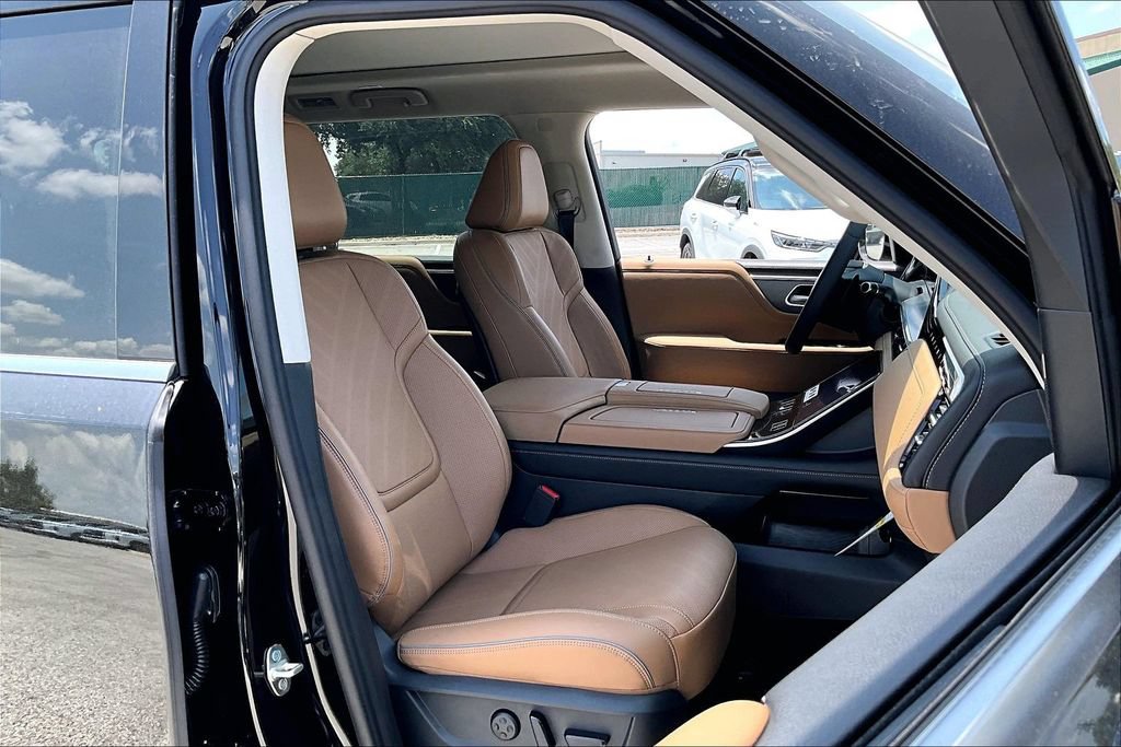 New 2027 INFINITI QX80 Luxe RWD image 38