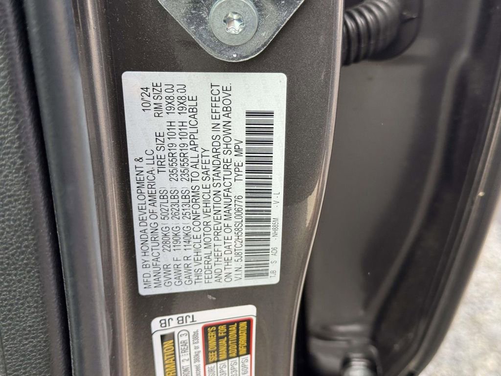 Certified 2025 Acura RDX SH-AWD w/ Technology Package image 17