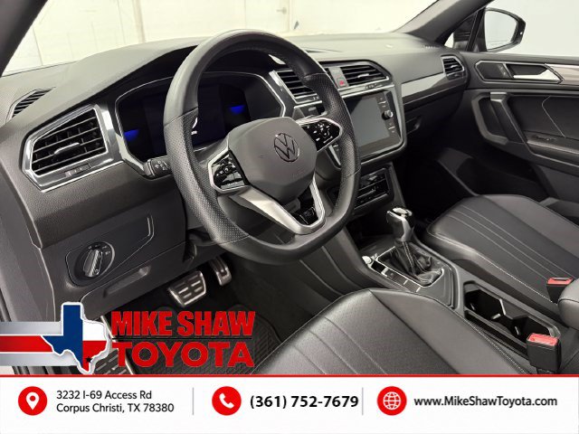 Used 2023 Volkswagen Tiguan SE R-Line FWD image 8