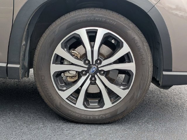 Used 2022 Subaru Forester Limited AWD/4WD image 13