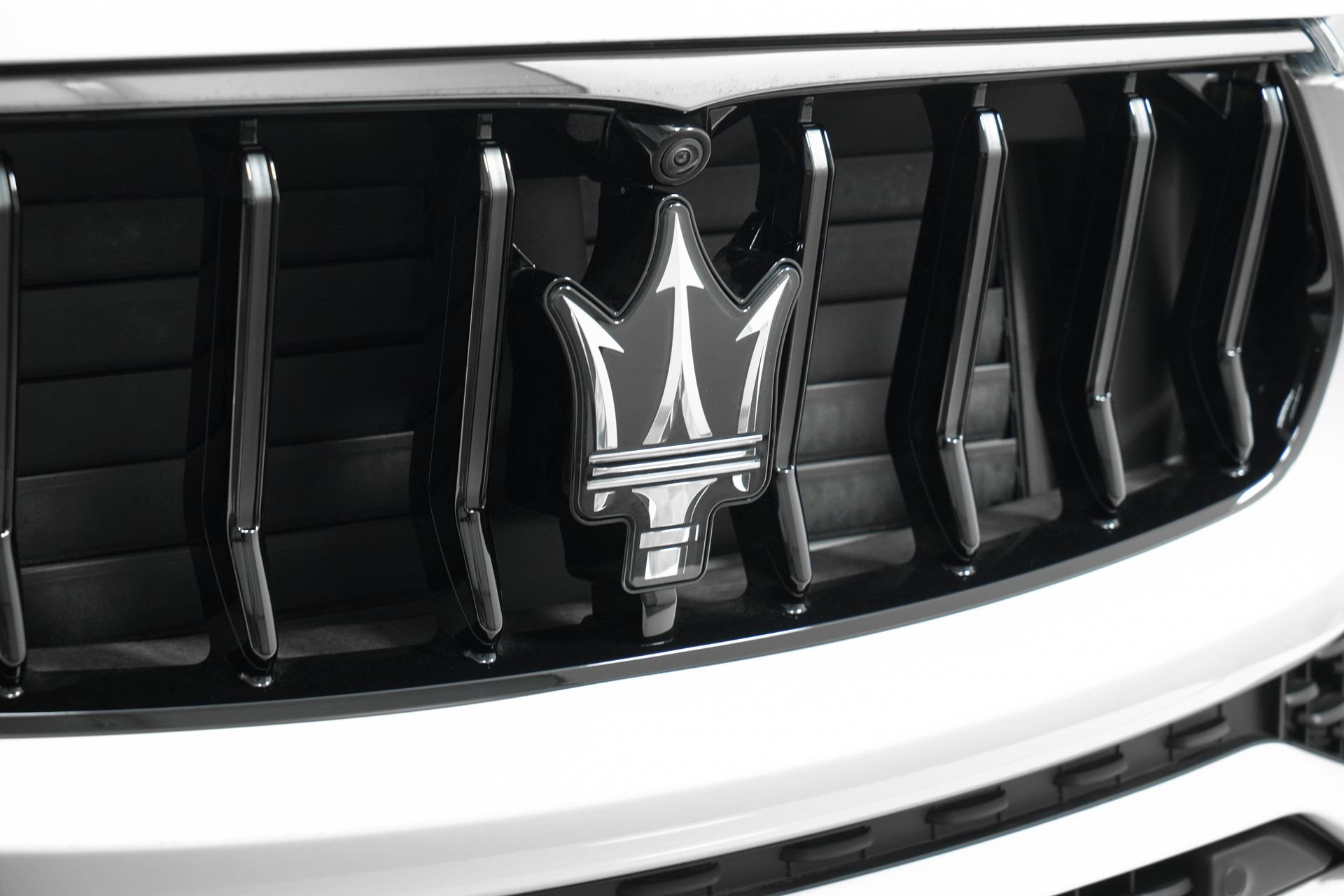 New 2024 Maserati Levante GT Ultima image 15