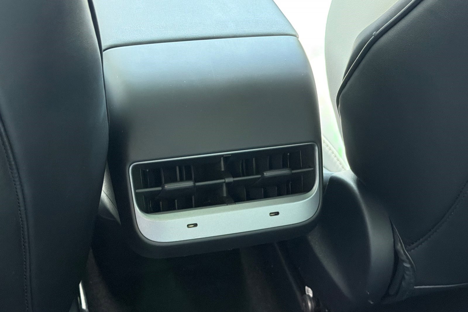 Used 2022 Tesla Model 3 Performance AWD/4WD image 16