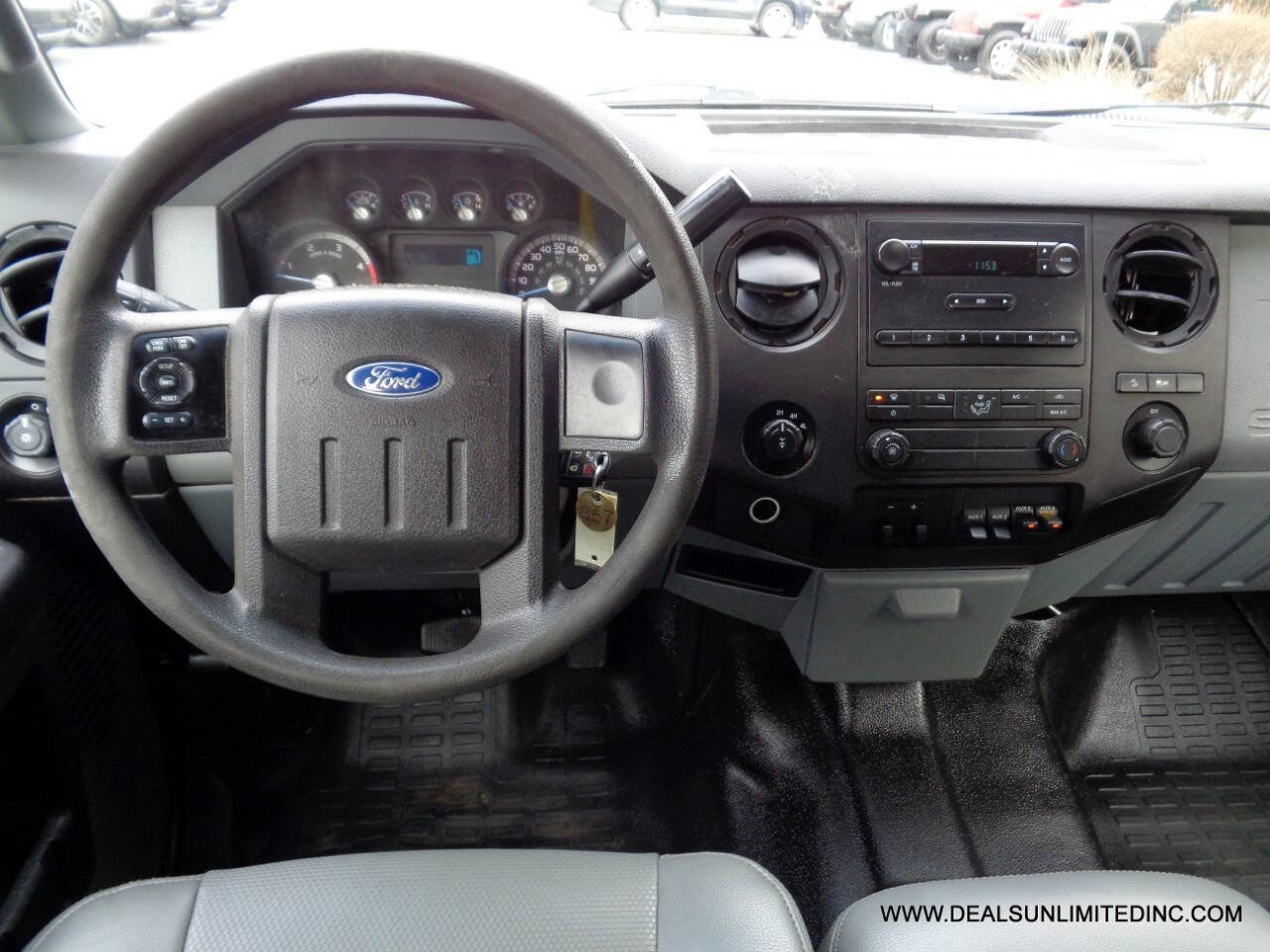 Used 2014 Ford F250 XL w/ Power Equipment Group image 10