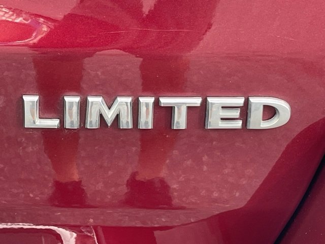 Used 2017 Jeep Grand Cherokee Limited image 21