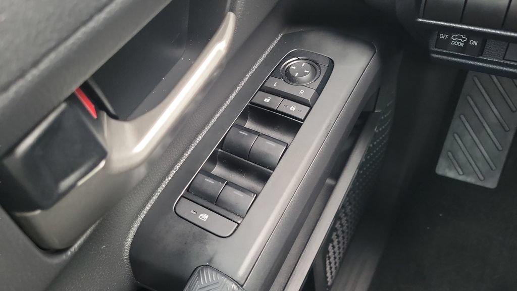 Certified 2025 Toyota Tacoma TRD Sport RWD image 18