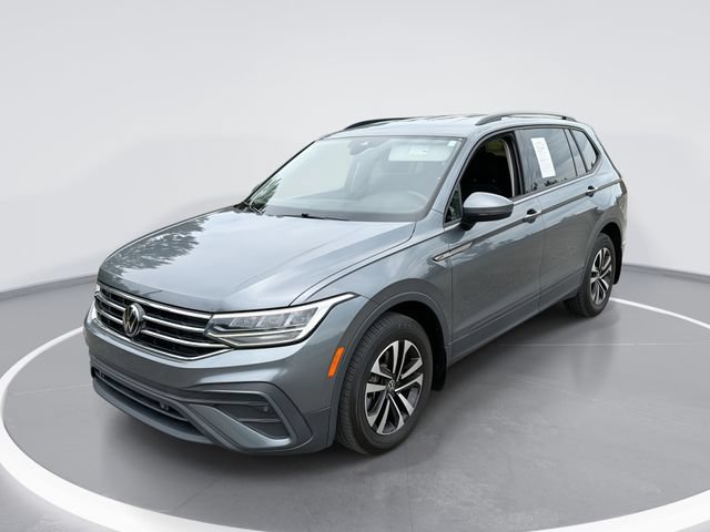 Used 2024 Volkswagen Tiguan S FWD image 1
