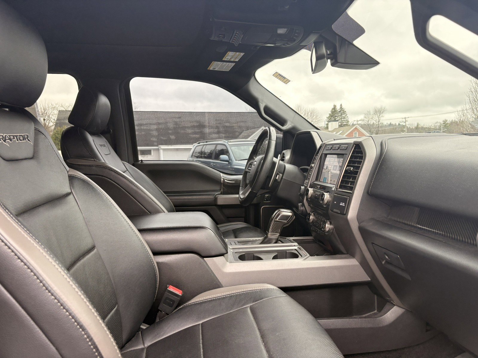 Used 2018 Ford F150 Raptor w/ Equipment Group 802A Luxury image 23