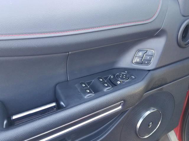 Used 2022 Ford Expedition Limited image 11