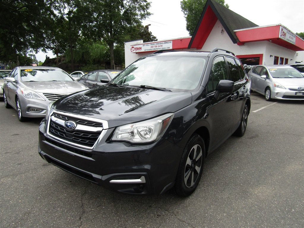 Used 2017 Subaru Forester 2.5i Premium w/ All-Weather Package