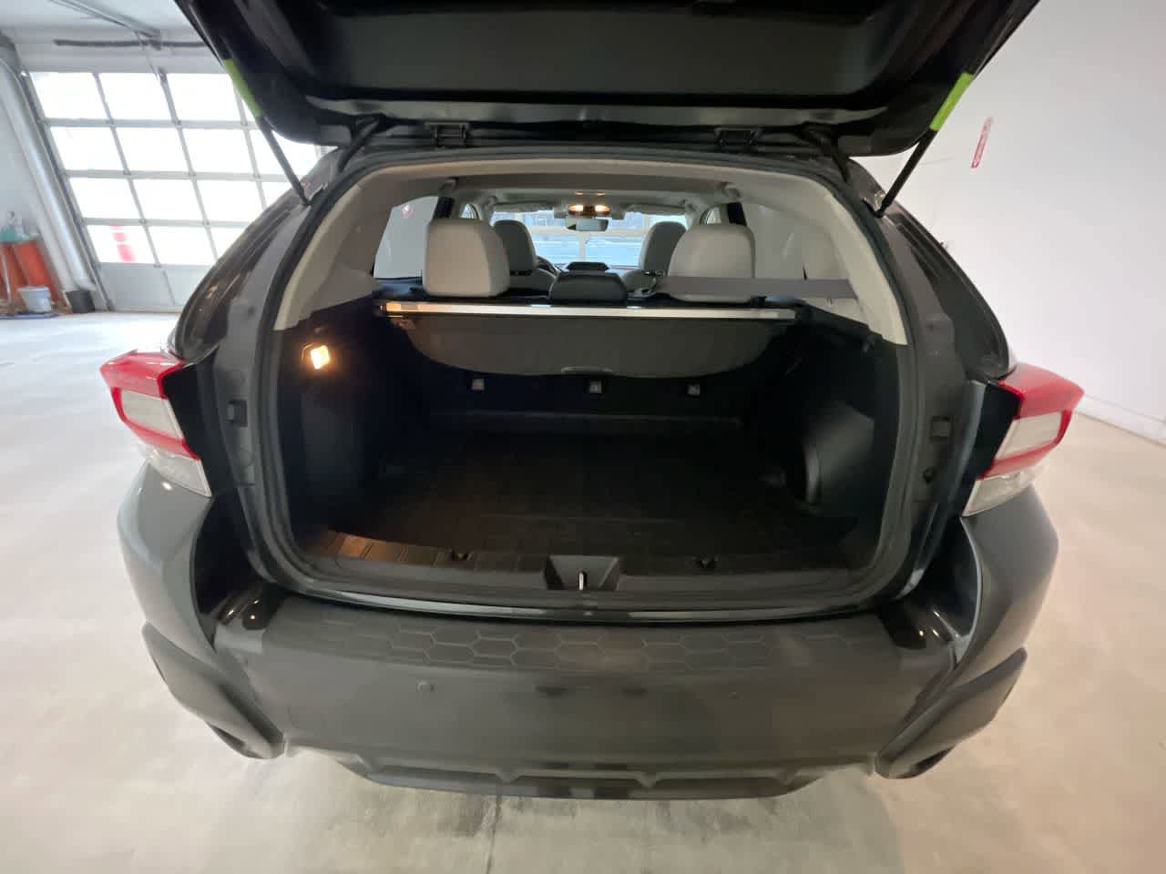 Used 2019 Subaru Crosstrek 2.0i Limited w/ Moonroof Package w/Navigation AWD/4WD image 24