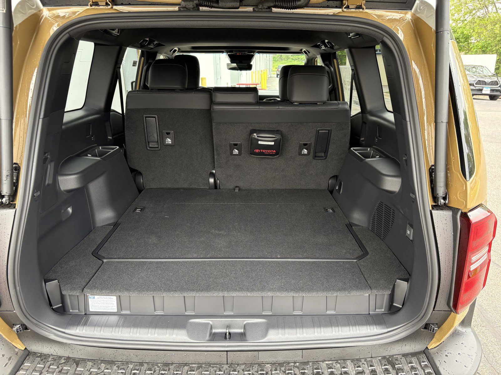 New 2026 Toyota Land Cruiser w/ Premium Package AWD/4WD image 24