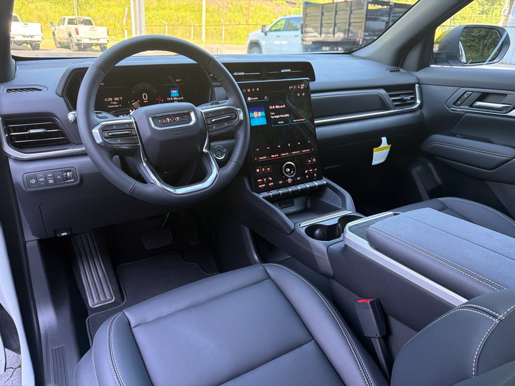 New 2027 GMC Terrain Elevation w/ Elevation Premium Package AWD/4WD image 16