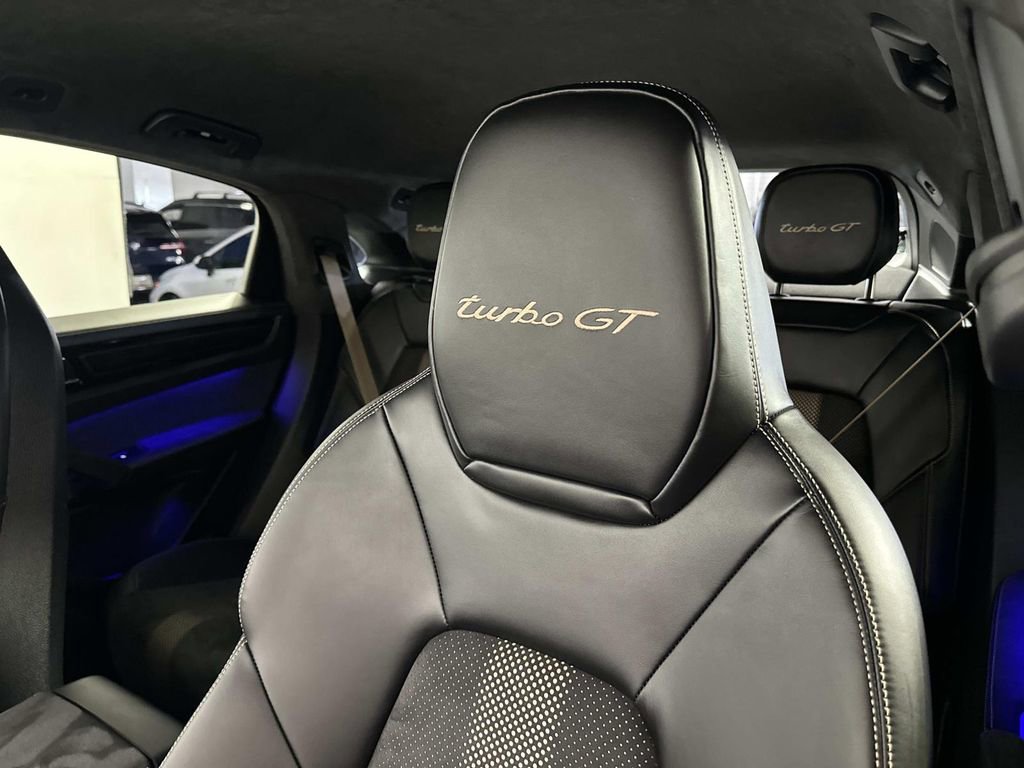 Used 2023 Porsche Cayenne Turbo GT image 28