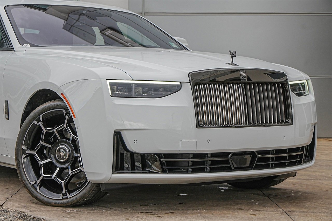 New 2025 Rolls-Royce Ghost Black Badge image 4