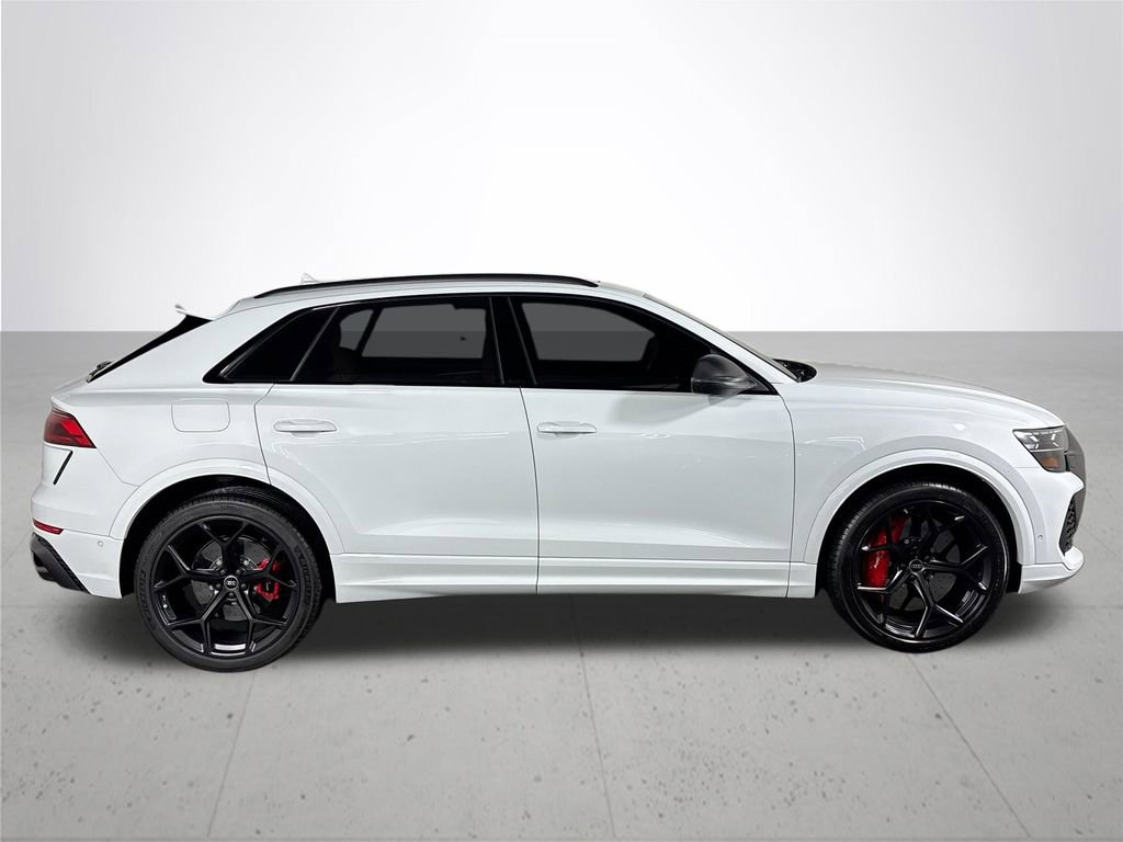 Used 2025 Audi RS Q8 performance image 6