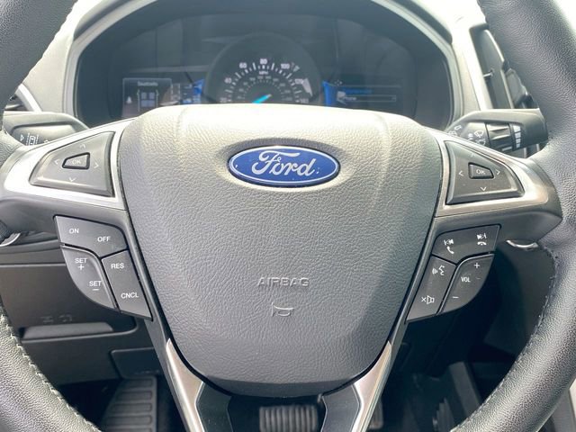 Used 2024 Ford Edge SEL image 12