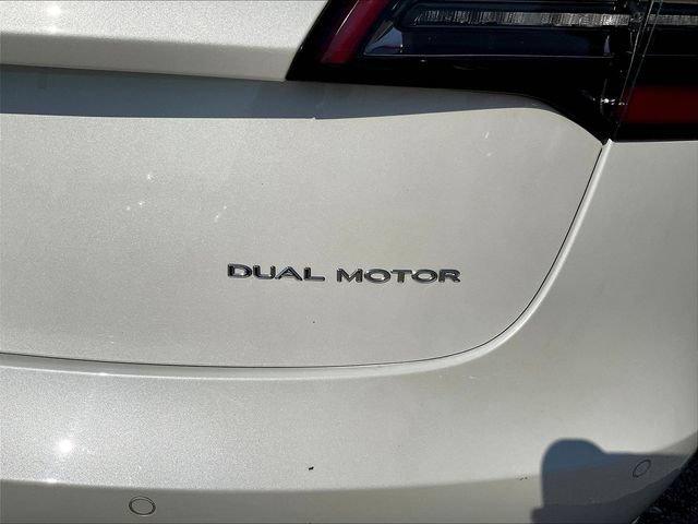 Used 2022 Tesla Model 3 Long Range AWD/4WD image 23