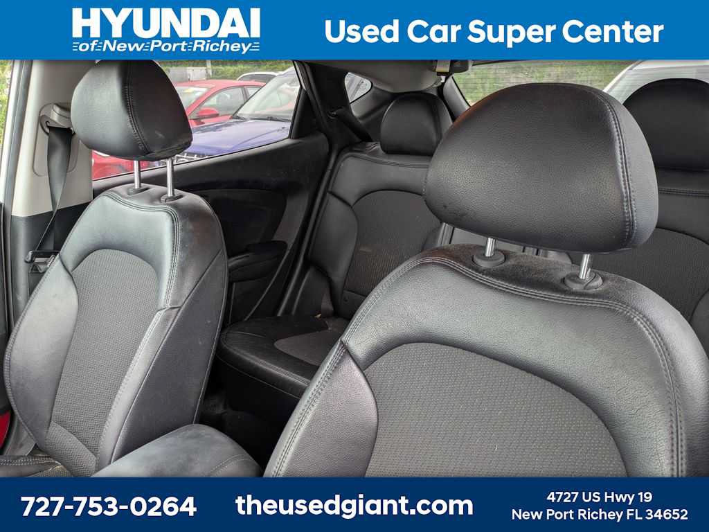 Used 2013 Hyundai Tucson GLS AWD/4WD image 3