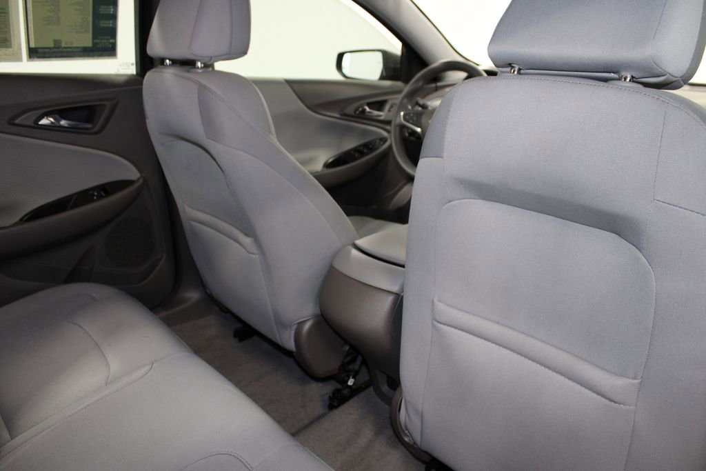 Used 2017 Chevrolet Malibu LS image 27