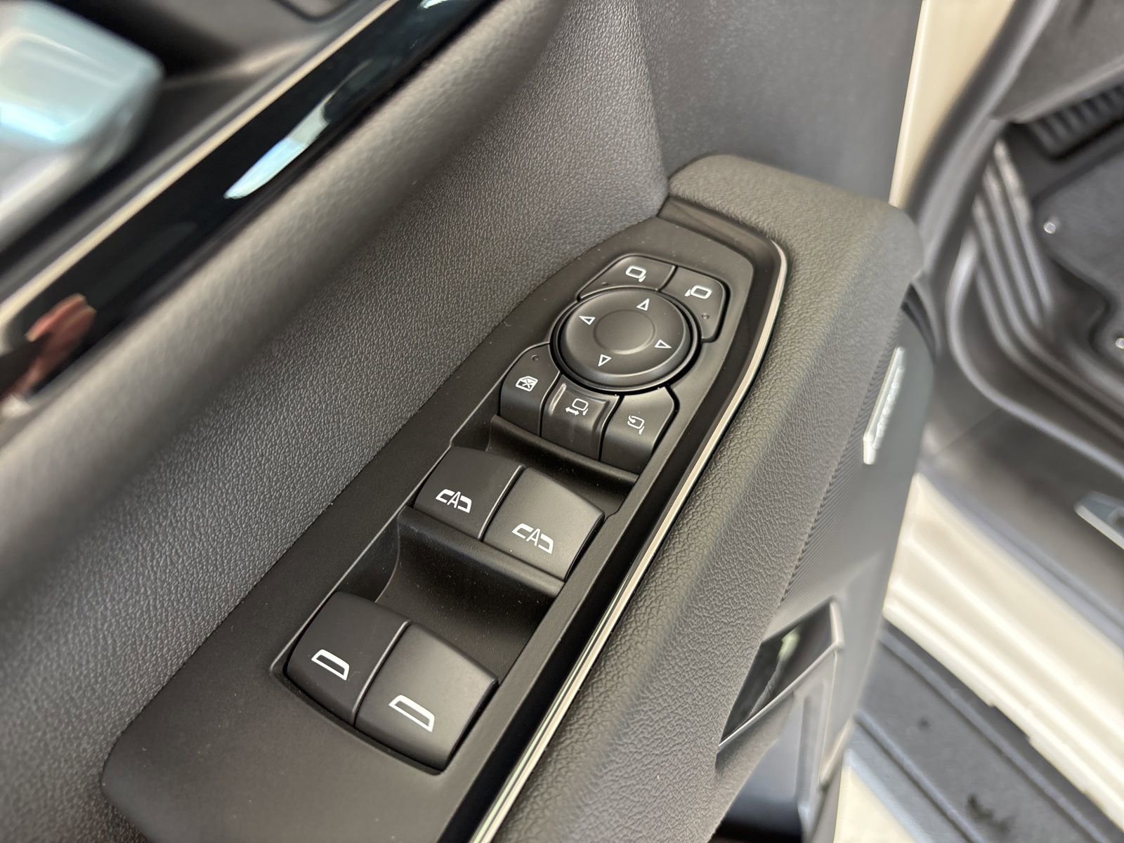 New 2026 GMC Sierra 2500 AT4 image 12