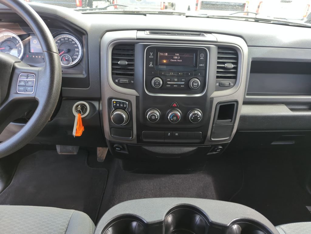 Used 2015 RAM 1500 Express RWD image 16