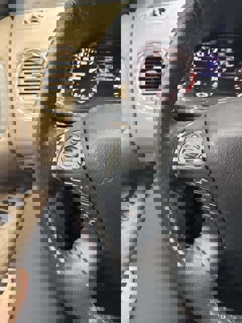 Used 2019 Nissan Pathfinder SL w/ Cargo Package image 15