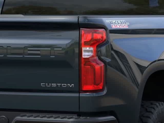 Used 2026 Chevrolet Silverado 1500 Custom Trail Boss AWD/4WD image 11