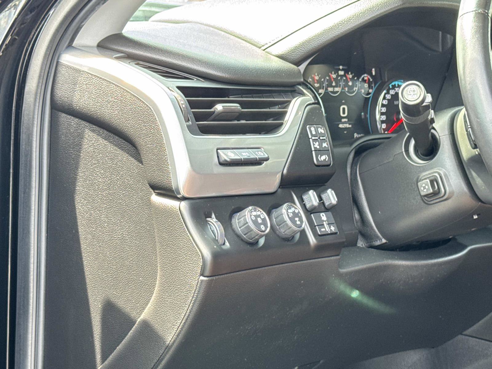 Used 2020 Chevrolet Tahoe Premier w/ Premier Plus Edition image 12