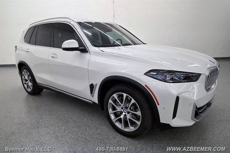 Used 2026 BMW X5 xDrive50e AWD/4WD image 8