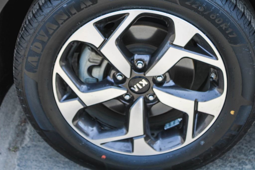 Used 2022 Kia Sportage LX image 10