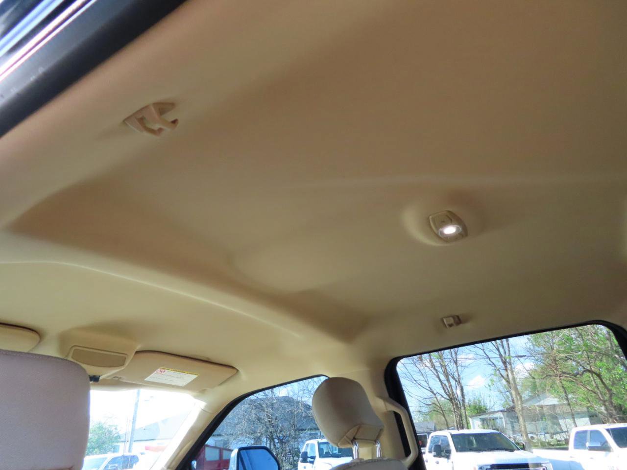 Used 2017 Ford F350 XLT w/ XLT Premium Package AWD/4WD image 45