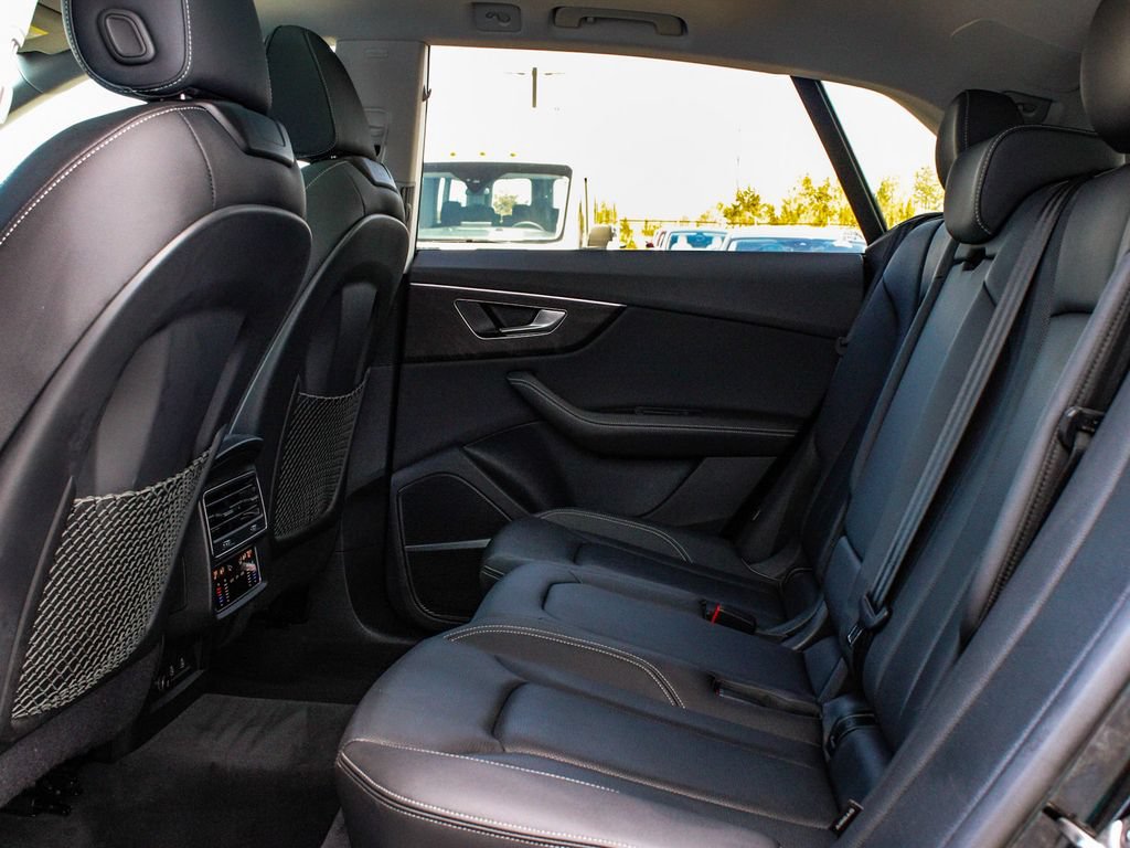 Used 2023 Audi Q8 Premium Plus w/ Premium Plus Package AWD/4WD image 36
