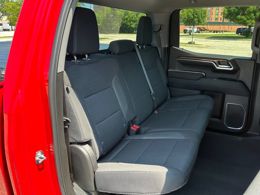 Used 2023 Chevrolet Silverado 1500 LT AWD/4WD image 44