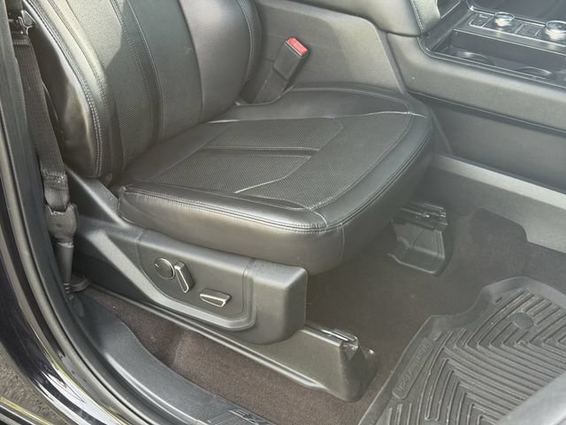 Used 2021 Ford Expedition Max Limited AWD/4WD image 17