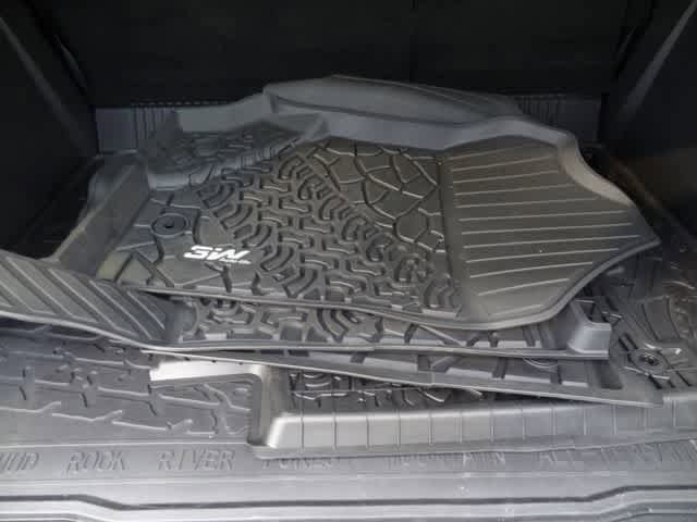 Used 2024 Ford Bronco Badlands AWD/4WD image 9