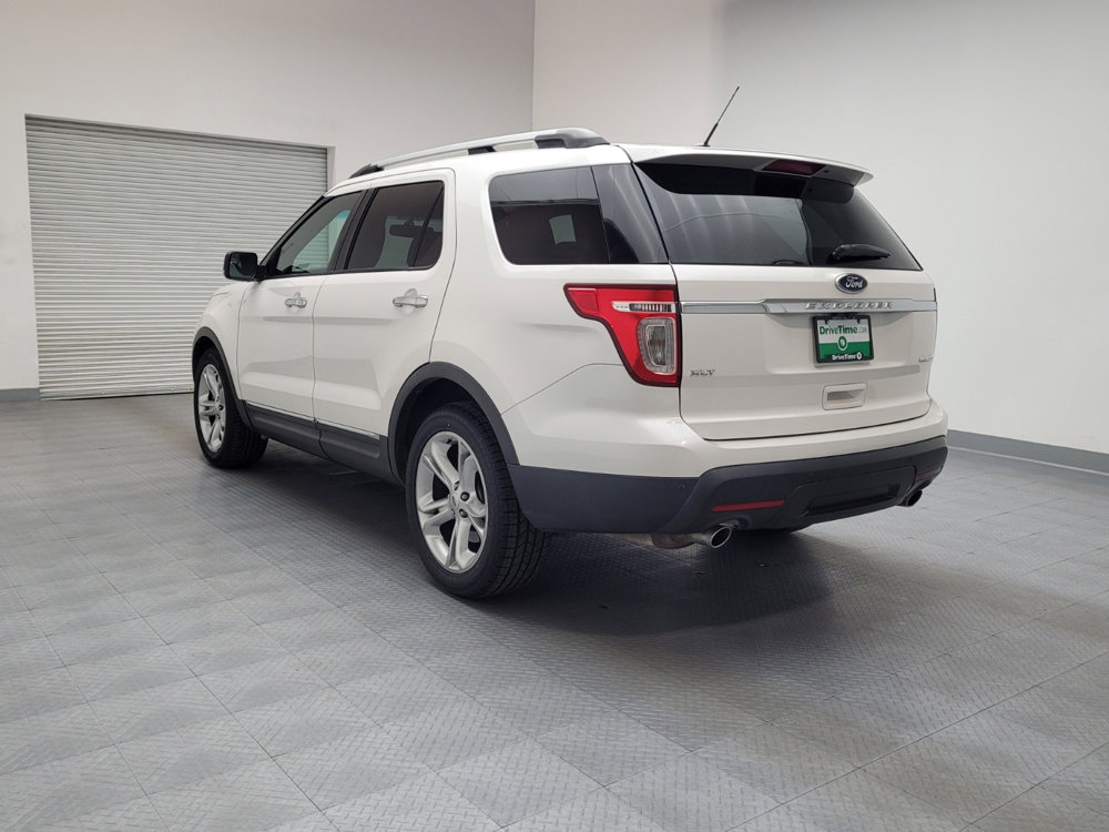 Used 2015 Ford Explorer XLT w/ Equipment Group 202A image 5