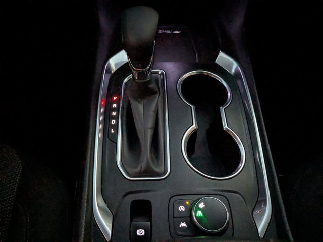 Used 2023 Chevrolet Traverse LT image 12