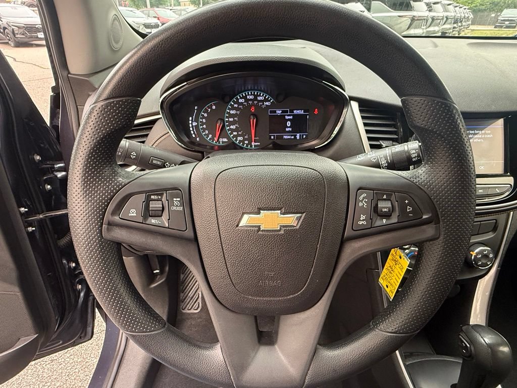 Used 2019 Chevrolet Trax LS w/ Tint and Cruise Package AWD/4WD image 16