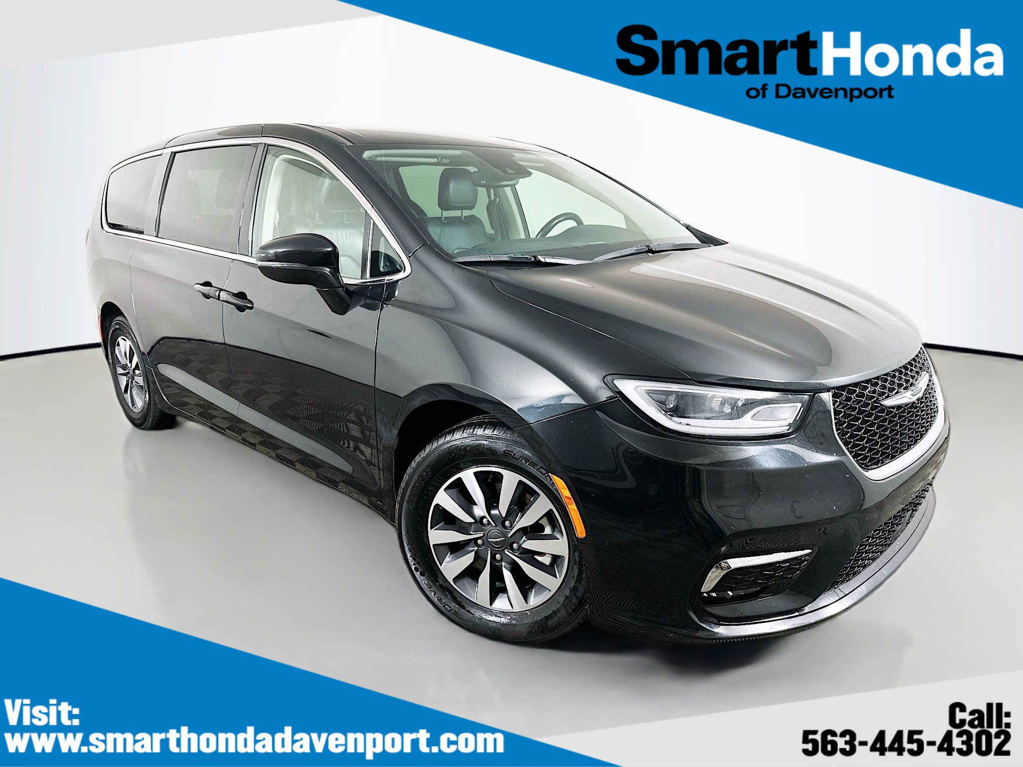 Used 2022 Chrysler Pacifica Touring-L