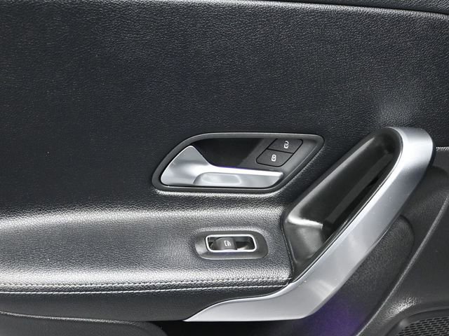Used 2021 Mercedes-Benz A 220 4MATIC w/ Premium Package image 9