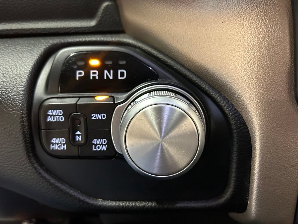 Used 2019 RAM 1500 Laramie AWD/4WD image 23
