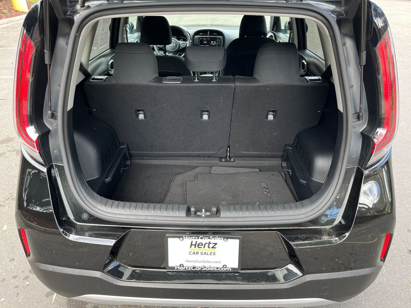 Used 2025 Kia Soul LX w/ LX Technology Package image 29