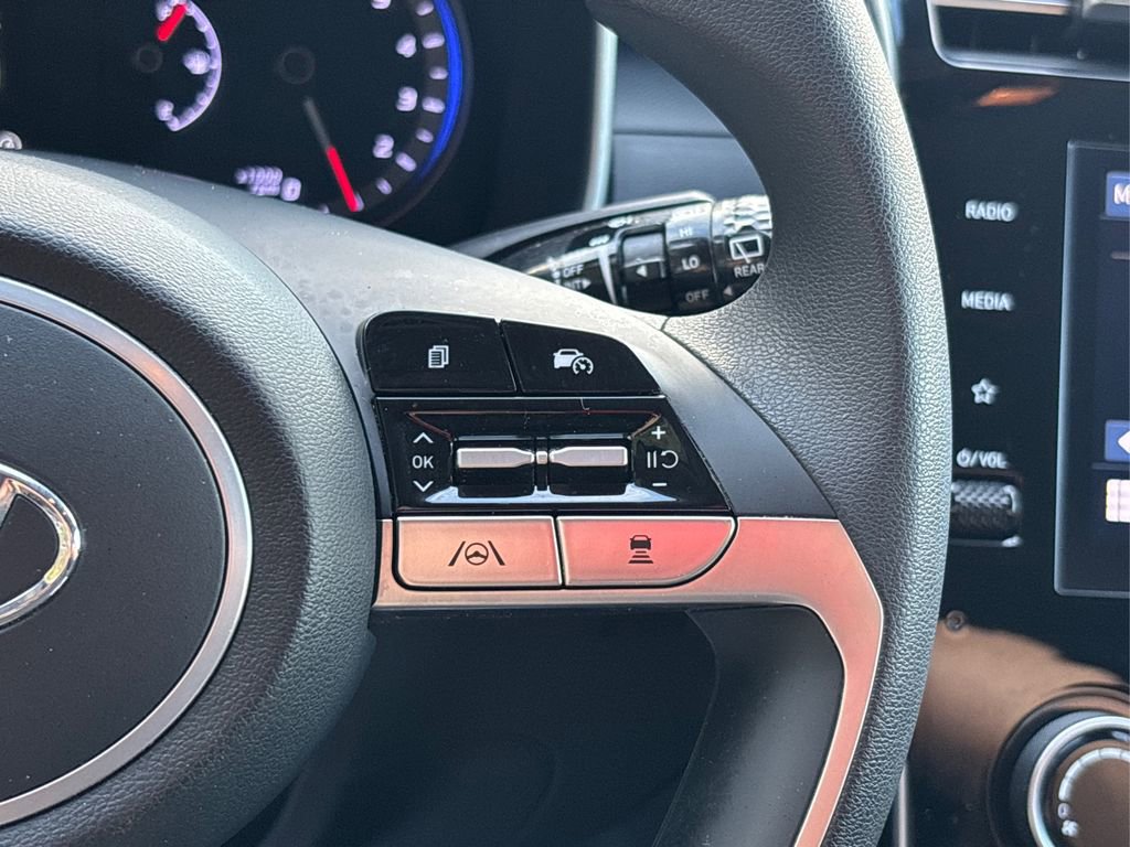 Used 2022 Hyundai Tucson SEL image 25