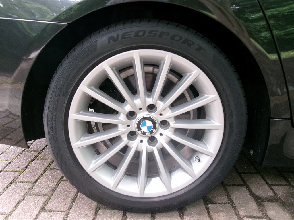 Used 2011 BMW 535i xDrive Sedan AWD/4WD image 41